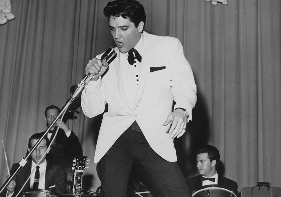 Elvis Presley – ‘That’s All Right’